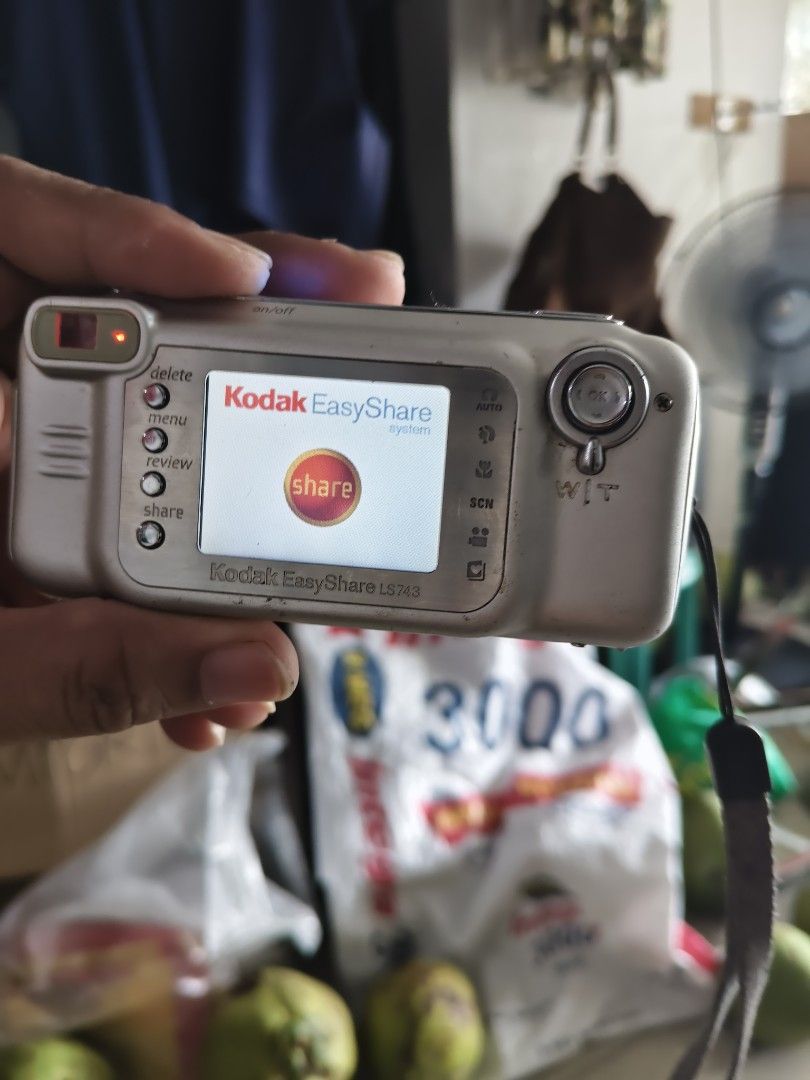 Kodak EasyShare LS743 Digital Camera (Category: Cameras) located in Quezon City. Submitted by anitagalan89774 (Listing ID 1459132466, Image 3). Description: - Kodak EasyShare LS743 Digital Camera - 4.0 Megapixels for clear photos - Quality Schneider-Kreuznach lens - Features Kodak EasyShare system screen - Comes with a strap - Ideal for casual, everyday photography.