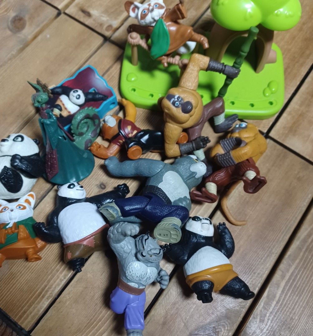 Kung Fu Panda set (Category: Figurines & Statues) located in Las Pinas. Submitted by EkonomikaPH (Listing ID 1444899984, Image 3). Description: retail price in the photos WYSIWYG.