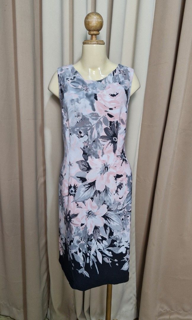 SALE‼️L: Connected Dress (Category: Dresses) located in Calabanga. Submitted by deniseallyson (Listing ID 1459285892, Image 1). Description: .