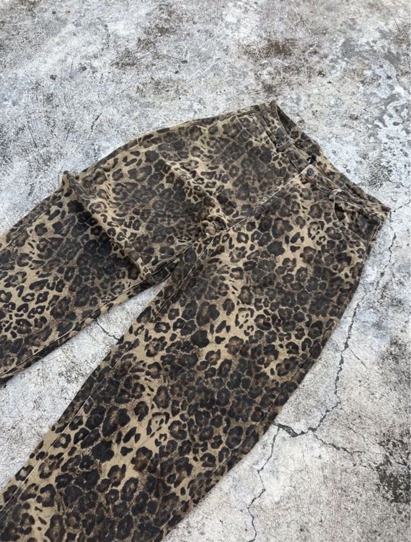 Leopard Print Pants (Category: Jeans) located in Cebu City. Submitted by meemaoo (Listing ID 1459268455, Image 3). Description: Leopard Ballon pants Hard x heavy Waist 36 Length 41 Thigh 15.7-16 Hem 9.5.