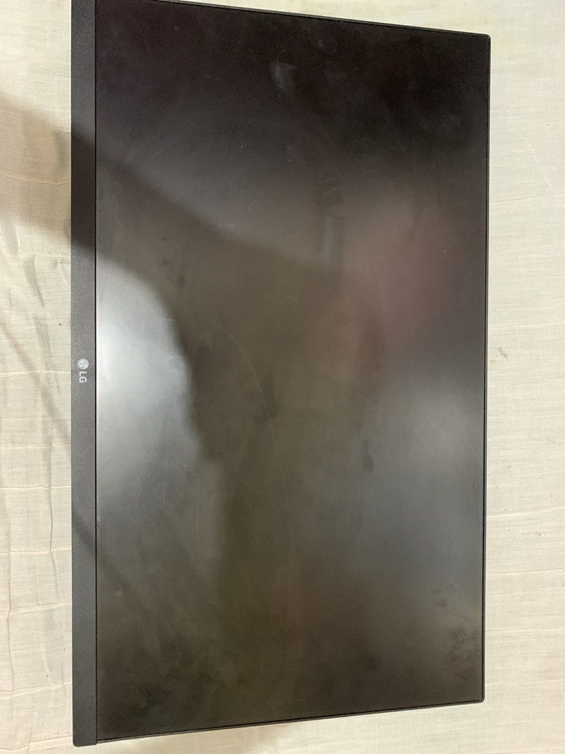 LG Computer Monitor - Black (Category: Monitor Screens) located in Manila. Submitted by silentwhale-eff0 (Listing ID 1459160177, Image 2). Description: LG Monitor - Black. HDMI/VGA. Tested & working. Perfect for work or gaming. Upgraded setup. rfs:declutterring.