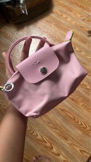 (Category: ) located in . Submitted by kellysthrift_ (Listing ID 1459277315, Image 1). Description: .