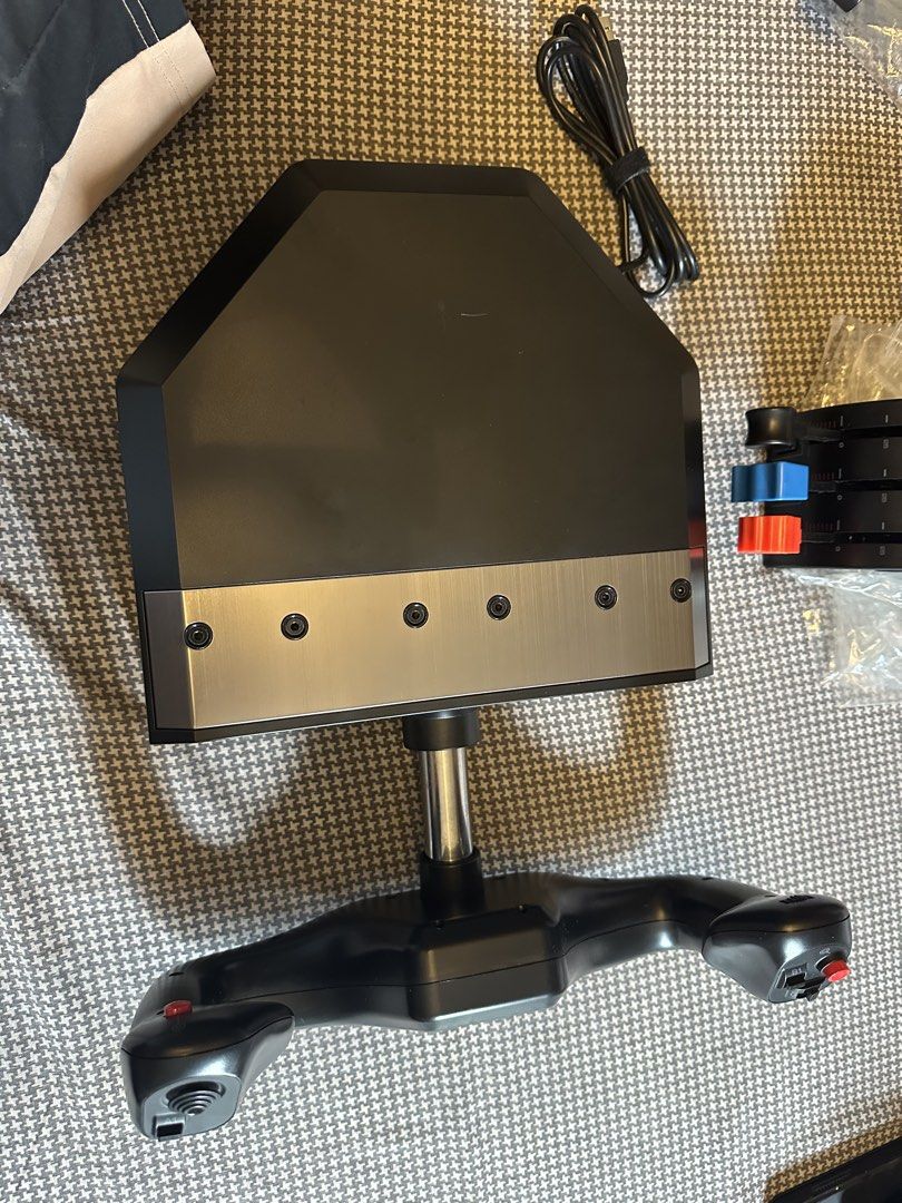 Logitech Saitek Pro Flight Yoke System + Throttle Quadrant (Category: Controllers) located in Paranaque City. Submitted by bachad22 (Listing ID 1459112172, Image 2). Description: Selling my Logitech Saitek Pro Flight Yoke System with Throttle Quadrant, perfect for flight simulation setups. It was purchased at B&H Photo USA and rarely used. ✈️ Includes: * Logitech/Saitek Pro Flight Yoke System * Throttle Quadrant with 3 adjustable levers * Built-i
