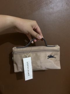 (Category: ) located in . Submitted by closetbychiph (Listing ID 1453998772, Image 1). Description: .