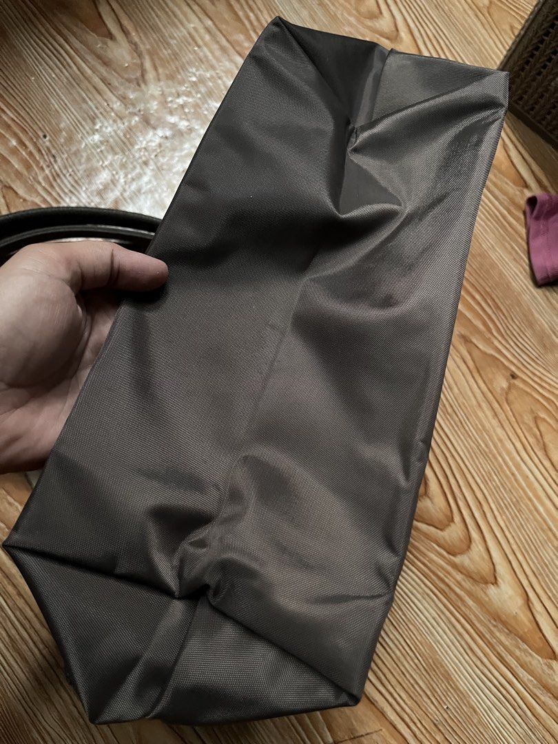 Longchamp terra (Category: Tote Bags) located in San Jacinto. Submitted by kellysthrift_ (Listing ID 1459097205, Image 2). Description: Terra longhandle longchamp.