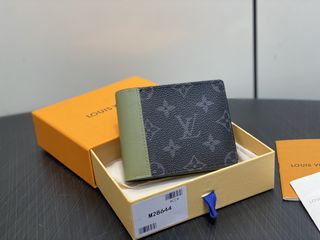 （分類：）位於 。 由 lovesports777 提交（商品編號 1459277799，圖片 1）。簡介： 。