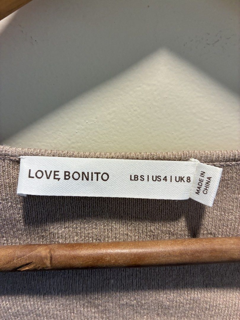 Love Bonito Beige long sleeve SMALL (Category: Longsleeves) located in Muntinlupa City. Submitted by rosiemedals (Listing ID 1459154190, Image 2). Description: Brand new, just removed tags Never worn Square neck Buyer in charge of shipping .