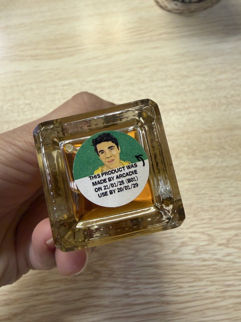 Lush Super Milk Perfume 30ml (Category: Fragrance & Deodorants) located in Cainta. Submitted by arideclutter (Listing ID 1459135902, Image 3). Description: - Lush Super Milk Perfume - Hand-blended with fine essential oils - Like new, missing a few sprays only - Production Date: 21/01/25 - Use By Date: 20/01/29 - Size: 30ml bottle - Refer to label for full ingredients.