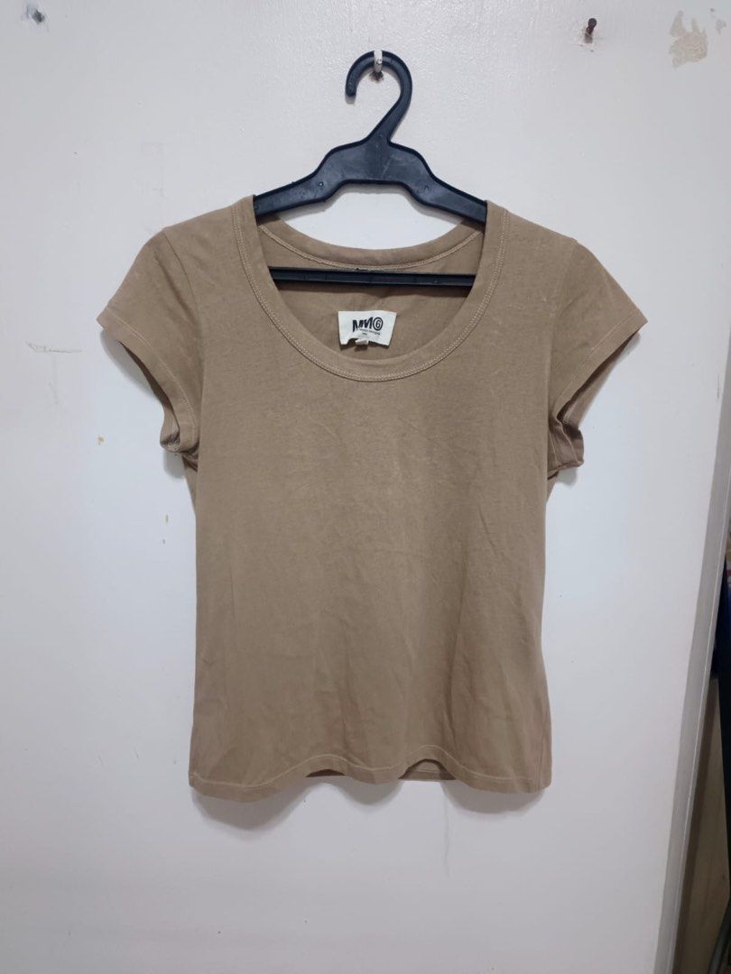 MAISON MARGIELA (Category: Blouses) located in Dasmarinas. Submitted by jessputrages (Listing ID 1459270721, Image 1). Description: For sale Maison Margiela Excellent condition No issue 500 plus shipping fee Pm for more details.