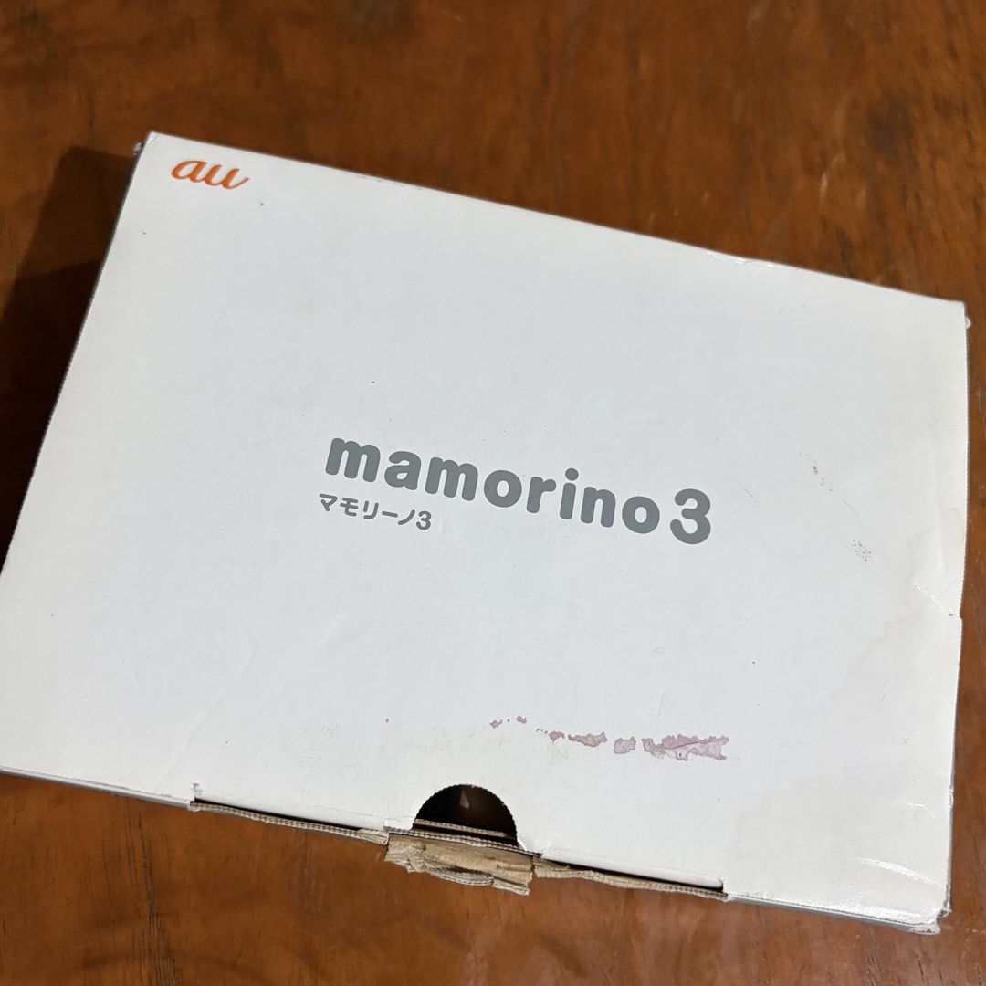 Mamorino 3 (Category: Other Mobile & Gadget Accessories) located in Roxas City. Submitted by rglnos (Listing ID 1459210711, Image 3). Description: A classic kids’ mobile phone (キッズケータイ) released in Japan by Kyocera for the carrier au in 2013. It was designed for safety, featuring waterproof/dustproof builds, a GPS tracking function (Cocosoku), and a simplified physical interface without a traditional web browser..