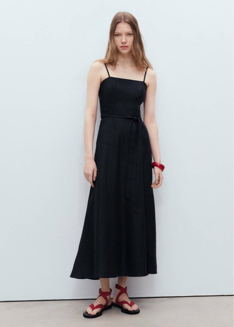 MANGO LINEN BOW MIDI DRESS (Category: Dresses) located in Quezon City. Submitted by chingchua18 (Listing ID 1459194858, Image 1). Description: ‼️STEAL PRICE-499 only‼️ M@NGO BOW LINEN MIDI DRESS FIRST TO PAY PINAS ONHAND VIETNAM HAUL Tie-waist detailing adds charm to the Bow Line Dress from M@ngo. Made from 100% linen fabric with cotton lining, this dress features long and A-line design with low neckline, sleeveless cut, thin straps, bow detail a