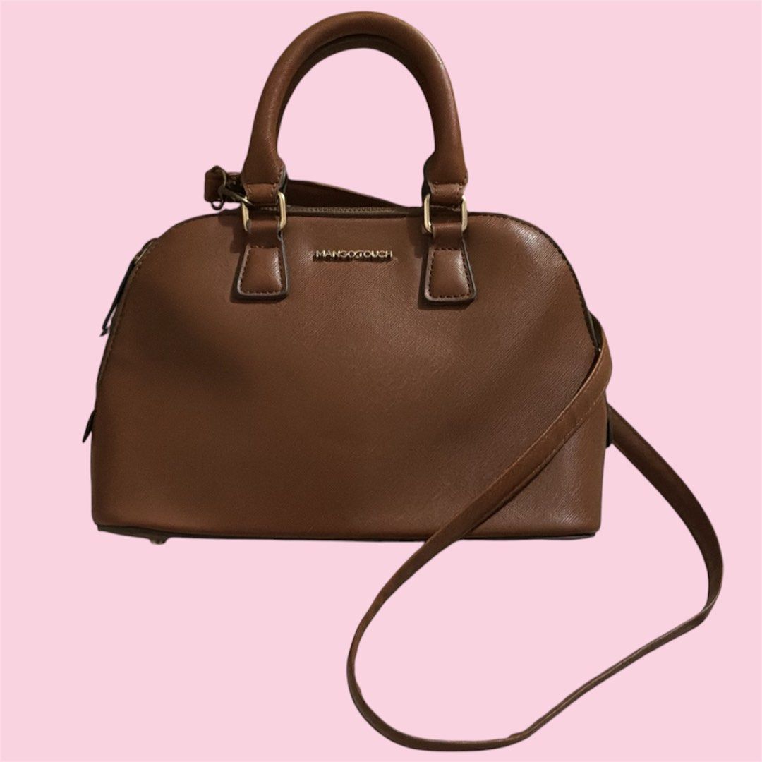Mango Touch Bag (Category: Cross-body Bags) located in Alegria. Submitted by blc.iea (Listing ID 1459258326, Image 1). Description: PRELOVED — signs of usage pero maganda padin sa actual — 11 by 7 inches — please manage ur expectations, bawal sa maselan — as is! RFS : di ko na magagamit bc i need bigger bag for school.