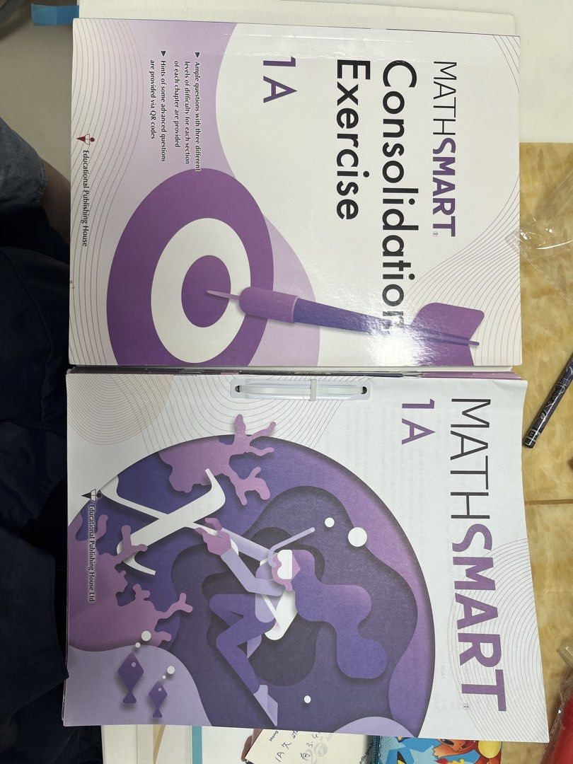 MATHSMART 1A （分類：教科書）位於 Hong Kong。 由 euro2018 提交（商品編號 1458225409，圖片 1）。簡介： Mathsmart 1A textbook and exercise , 只有textbook 5-6頁寫了字，其他及exercise冇寫過，沒有etextbook那張紙，現售$70 只限在新蒲崗或啟德站交收。。