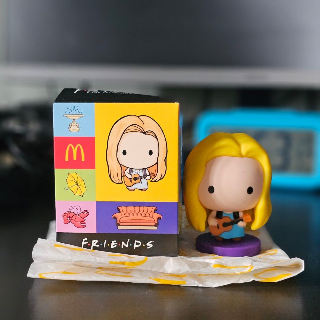Mcdonalds Phoebe Buffay Collectible (Category: Designer & Blind Box Toys) located in Marikina City. Submitted by megabytez (Listing ID 1459143511, Image 1). Description: Mcdonalds Phoebe Buffay Collectible – with original box – RFS: decluttering 📩 gcash. bank transfer. cash (for meetup only) 🚚 jnt. ggx. flash. sdd. meet up ⚠️ payo. 1 week reservation 📍 marikina/katipunan qc.
