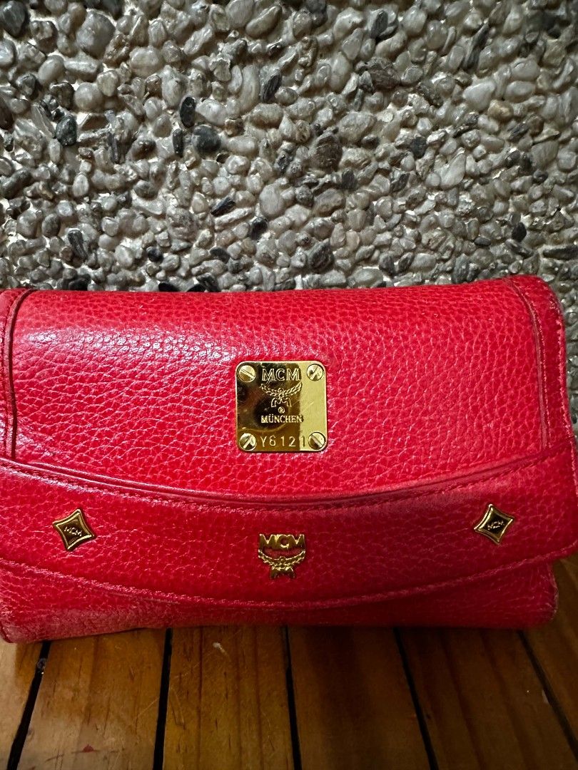 Mcm red wallet (Category: Wallets & Card holders) located in Angeles City. Submitted by aiscanday (Listing ID 1459115480, Image 1). Description: declutter.