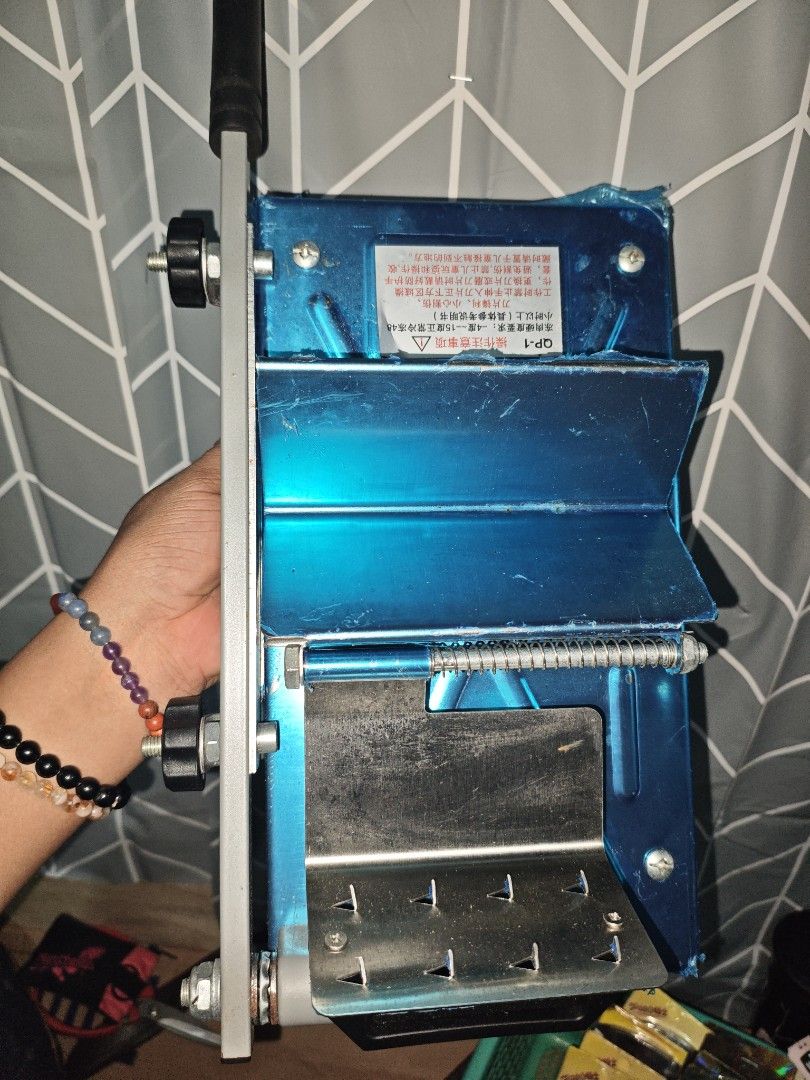 Meat slicer (Category: Cookware & Accessories) located in Manila. Submitted by tyreynzer14293 (Listing ID 1459163897, Image 3). Description: .