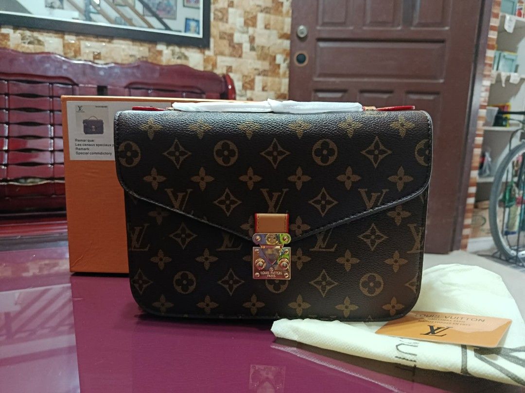 Medium-sized Hand and Sling Bag (Category: Cross-body Bags) located in Manila. Submitted by viandrei.ph (Listing ID 1459098039, Image 2). Description: This product includes: - Brand New Item (never used just got stocked at home) - Box - Dustbag, Care Card, Tag - Adjustable Leather Strap for Sling or Cross-body *ISSUE: Leather edges of the bag are quite sticky (but can be wiped with leather oil).