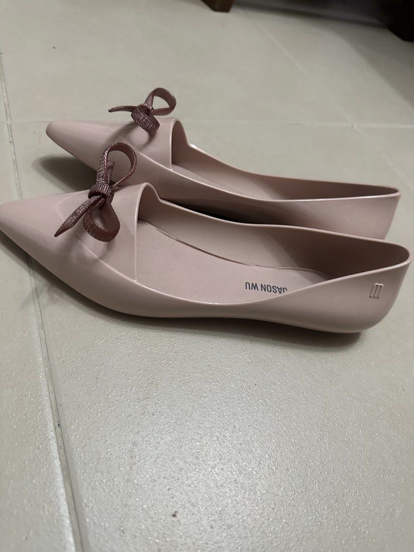 Melissa x Jason Wu Pink Bow Pointed Toe Flats (Category: Flats & Sandals) located in Makati City. Submitted by kristine_p_a (Listing ID 1459210237, Image 2). Description: - Melissa x Jason Wu collaboration flats - Soft pink color - Cute ribbon detail on pointed toe - Easy slip-on style - Size US7 - Made in Brazil.