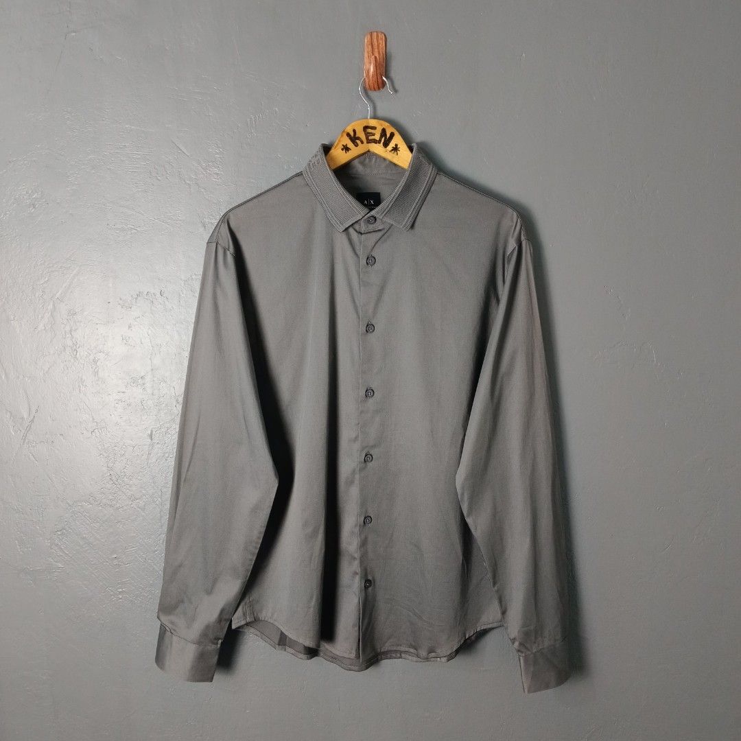 Men's - Armani Exchange (Category: Tshirts & Polo Shirts ) located in Bacolod City. Submitted by drop.ph (Listing ID 1459189312, Image 2). Description: Armani Exchange - Letterman Badging Authentic *Size M - 21x27 *Good as New *No Flaws *Price: 1,500php *Add SF if outside Bacolod City .