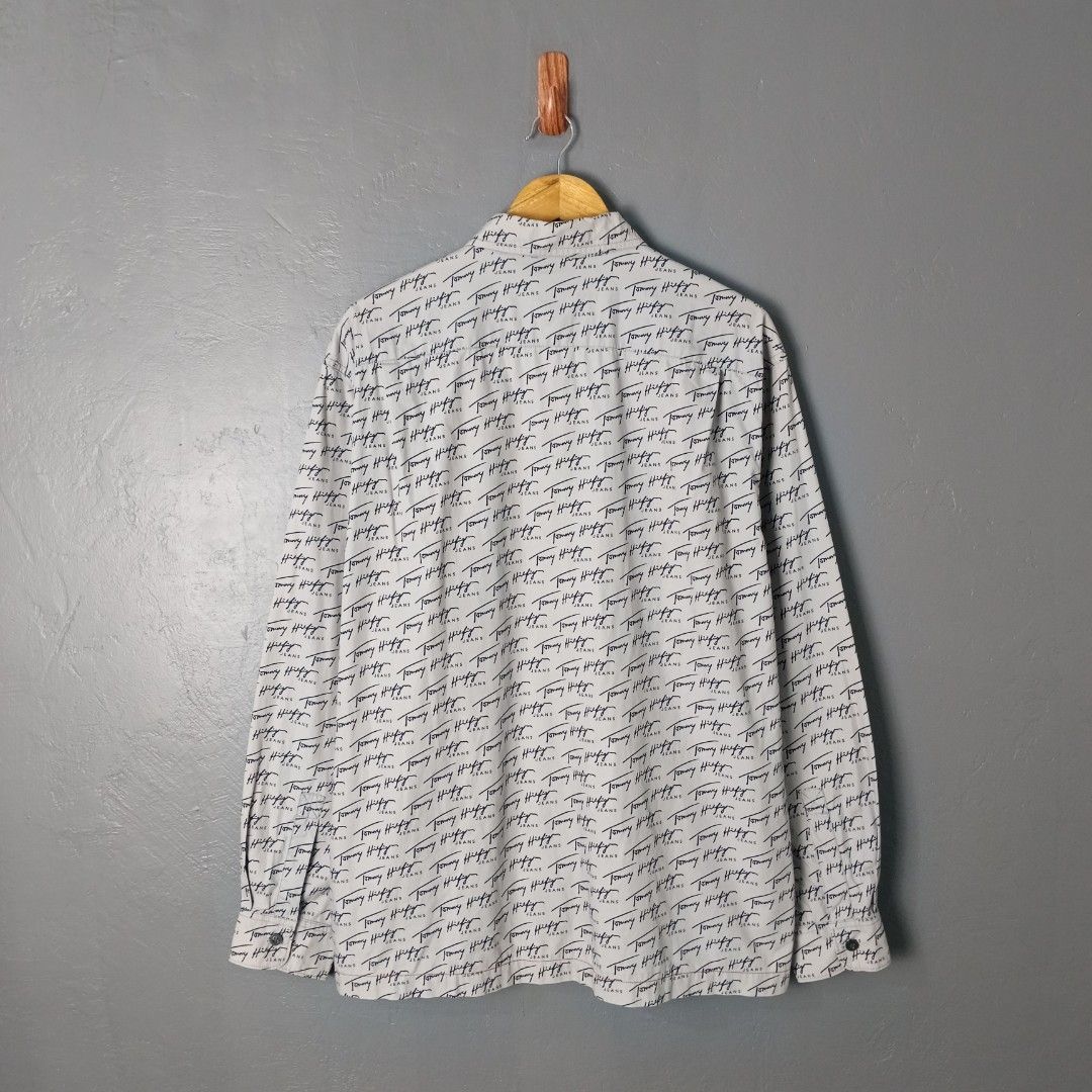 Men's - Tommy Hilfiger - AOP (Category: Tshirts & Polo Shirts ) located in Bacolod City. Submitted by drop.ph (Listing ID 1459205689, Image 3). Description: Tommy Jeans by Tommy Hilfiger Authentic *Size M fits XL - 24x29 *Excellent cloth *Minor collar line stain *Price: 1,200php *Add SF if outside Bacolod City .