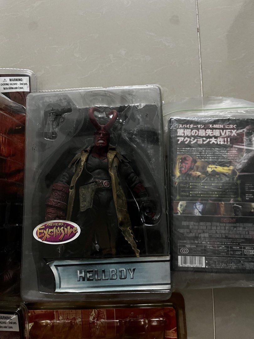 Mezco Hellboy set (Category: Figurines & Statues) located in Cabangan. Submitted by therare1 (Listing ID 1459286026, Image 3). Description: Original, sealed, .