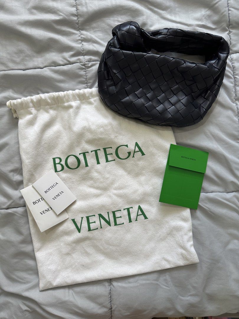 Mini Jodie in Midnight (Category: Luxury Bags & Wallets) located in Quezon City. Submitted by lithaven (Listing ID 1459115083, Image 1). Description: Bottega Veneta Mini Jodie in Midnight Includes dust bag and authenticity cards.