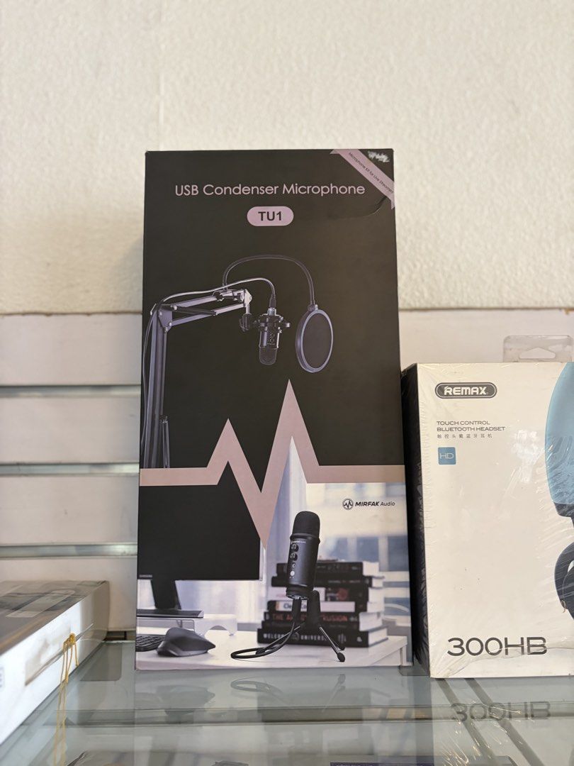 Mirfak TU1 USB Condenser Microphone Kit (Category: Microphones) located in Batac City. Submitted by vanillabuttercream (Listing ID 1459098244, Image 1). Description: - Brand: Mirfak Audio - Model: TU1 - Type: USB Condenser Microphone Kit - Ideal for: Live streamers - Features: Clear audio, USB connectivity, easy setup - Includes: Microphone, stand, pop filter.