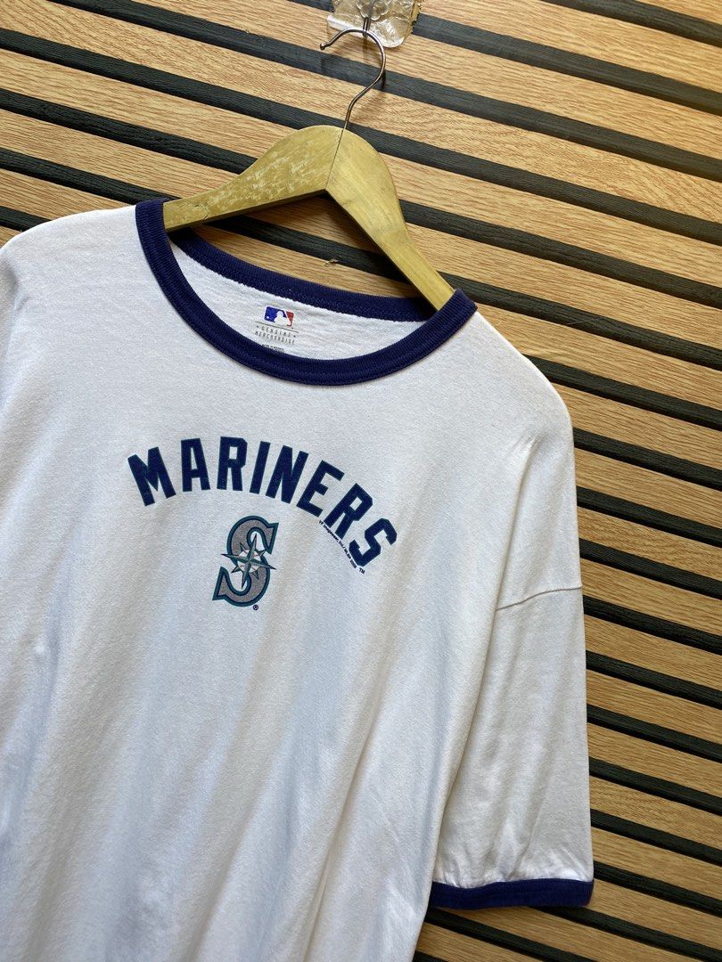 MLB SEATTLE MARINERS TEE (Category: Tshirts & Polo Shirts ) located in Makati City. Submitted by drip.poww (Listing ID 1459134770, Image 2). Description: - Authentic MLB - Color: White - Size: XL - Dimes: 25x31 - Authentic - Excellent condition - Need wash, fresh from bale - Material: 100% Cotton Please don’t expect too much—these are thrifted (ukay) items. 😊 !!STILL NEGOTIABLE!!.