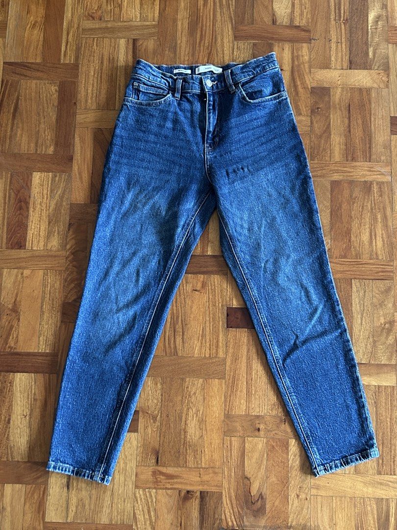 MNG NEW MOM Jeans - Blue Denim (Category: Jeans) located in Makati City. Submitted by kt1030 (Listing ID 1459160232, Image 1). Description: - Brand: MNG - Style: 'New Mom' Jeans - Fit: High waist, straight leg - Closure: Button fly - Origin: Made in Pakistan - Color: Classic Blue Denim - Versatile staple piece for any wardrobe.