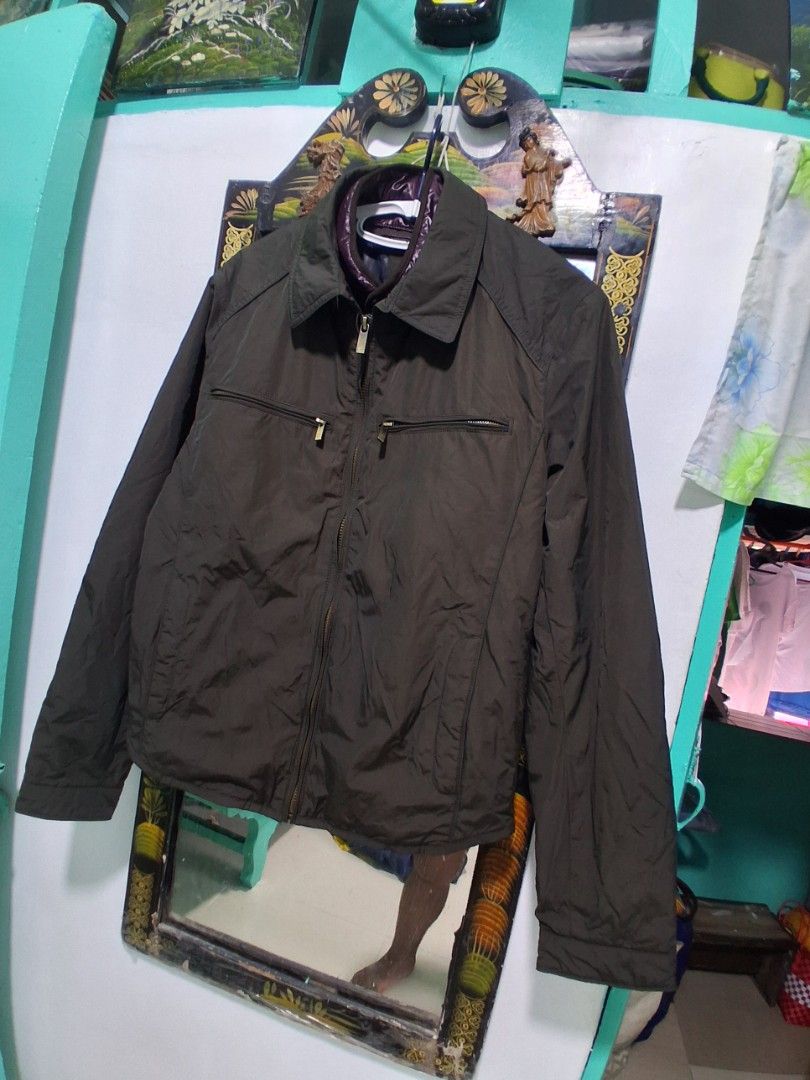 Mossimo dutti jaket (Category: Announcements) located in Manila. Submitted by carlitoboh66625 (Listing ID 1459129144, Image 2). Description: mossimo putting jaket excellent condition no issue 22x26 price 850.