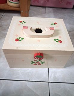 (Category: ) located in . Submitted by mrsqueens (Listing ID 1459163623, Image 1). Description: .