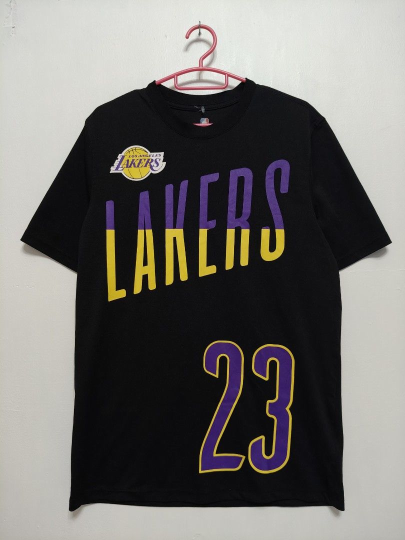 NBA Lakers Shirt (Category: Tshirts & Polo Shirts ) located in Makati City. Submitted by mugen.archive (Listing ID 1459096329, Image 2). Description: size Small fits medium No issue on cloth issue Crackprints sa print di masyado visible parang naging design na Just scroll my wall for my curated items. Follow also my page on Fb. Mugen Archive. Thank you.