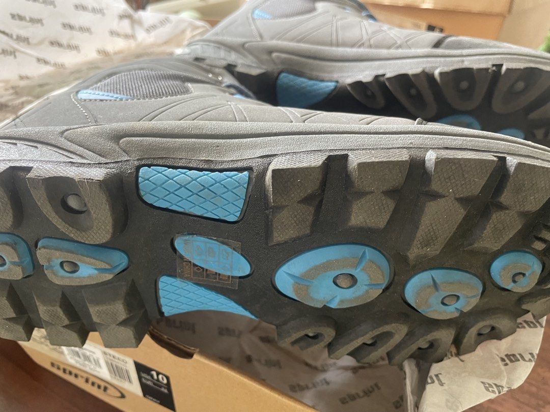NEW 💯 Sprint STEED Boots (Category: Boots) located in Quezon City. Submitted by romsr (Listing ID 1459138907, Image 3). Description: USED ONCE FOR PHOTOSHOOT - New and perfect condition - Ankle boots .