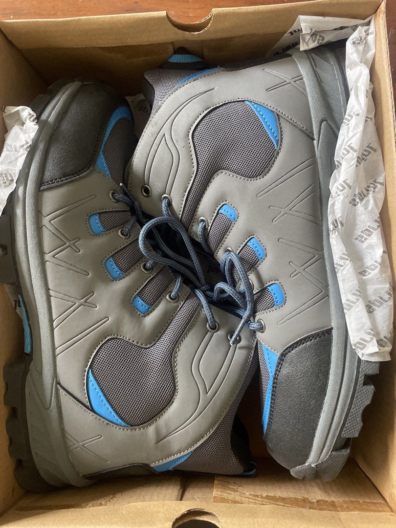 NEW 💯 Sprint STEED Boots (Category: Boots) located in Quezon City. Submitted by romsr (Listing ID 1459138907, Image 1). Description: USED ONCE FOR PHOTOSHOOT - New and perfect condition - Ankle boots .