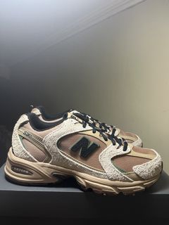 (Category: ) located in . Submitted by rr.sneakerstash (Listing ID 1459188986, Image 1). Description: .