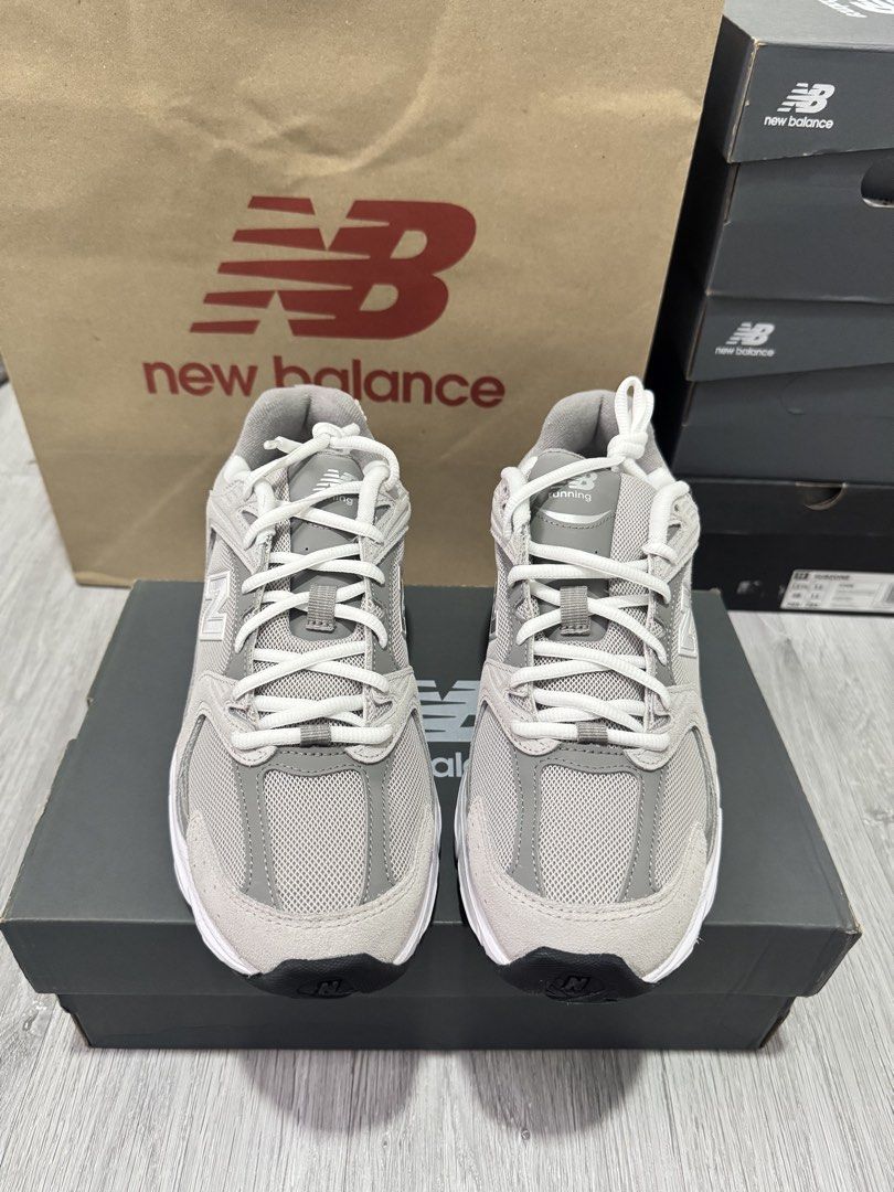 New Balance 530 Shadow Grey (Category: Sneakers) located in Manila. Submitted by simon.cuadra01 (Listing ID 1459255974, Image 2). Description: New Balance 530 MR530CK “Shadow Grey” Us M- 8.5 💯 Bnew Original! ✅ SRP- 6,795 ❌ Selling- 4,500 nego 👌 MOP- Gcash/bank transfer Shipping- Lalamove/meet up near Parañaque area.