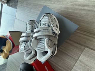 （分類：）位於 。 由 sarah1007 提交（商品編號 1459168646，圖片 1）。簡介： 。