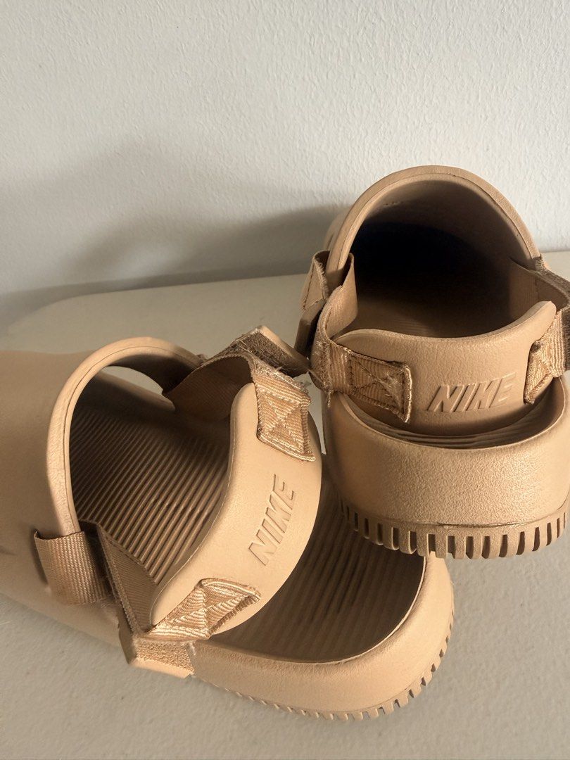 Nike Air Max Koko Sandal Tan (Category: Sandals) located in Valenzuela. Submitted by dees.corner (Listing ID 1459190157, Image 3). Description: - Authentic Nike Air Max Koko sandals - Chic tan color - Super comfortable for all-day wear - Adjustable straps for a customized fit - Durable sole with excellent grip - Perfect for everyday styling - Selling because they are no longer needed.