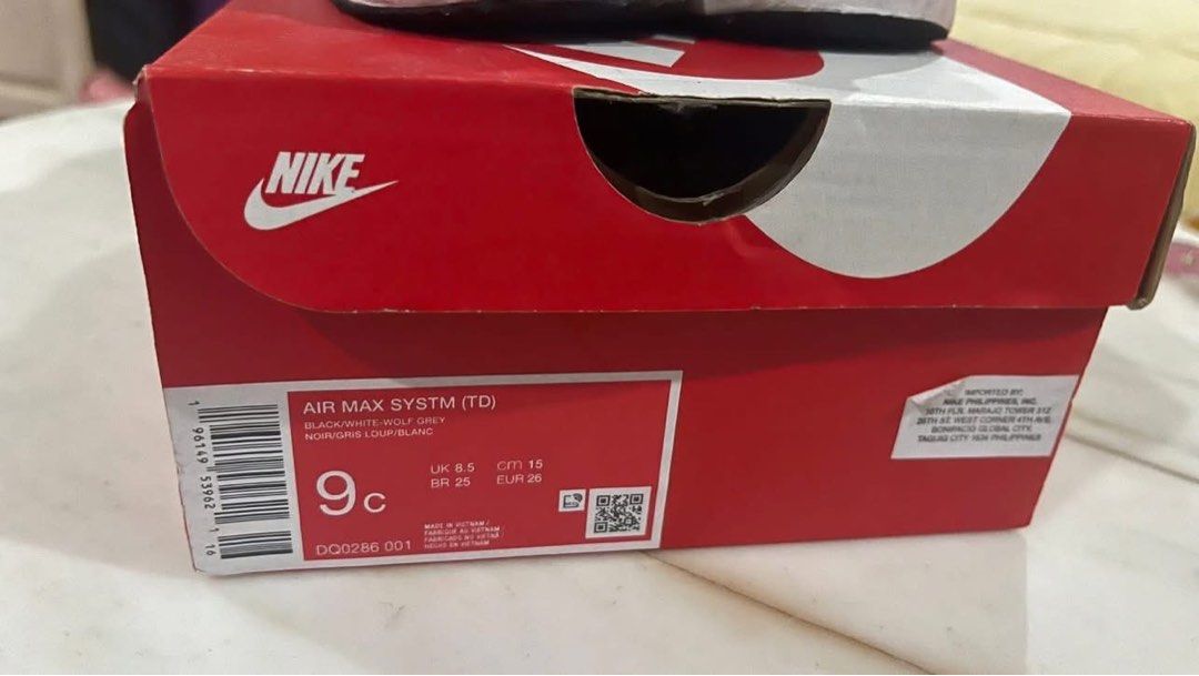Nike airmax 9c fits 3–4 years old (Category: Babies & Kids Fashion) located in Quezon City. Submitted by shopnkeep (Listing ID 1459096322, Image 3). Description: Nike airmax 9c size Fits 3-4 years old on my son Authentic Good condition Mop: bpi gcash Shipping:c/o buyer loc qc.