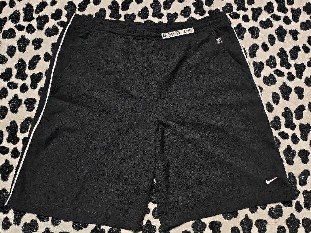 Nike Drift Short (Category: Shorts) located in San Jose del Monte. Submitted by norieljabat016 (Listing ID 1459094856, Image 1). Description: NIKE Drifit Shirt Perfect for Gym, Running, daily Use. Good Color rate and Condition.