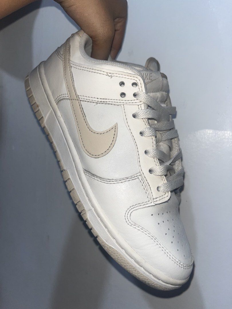 Nike Dunk ‘Phantom Sanddrift’ (Category: Sneakers) located in Tagbilaran City. Submitted by zoey_luna (Listing ID 1459201866, Image 1). Description: For Sale! Pre-loved Nike dunk low phantom sanddrift Size 7 US MEN UK 6 40 cm Only replacement box Rarely used good condition rsf: not using anymore.
