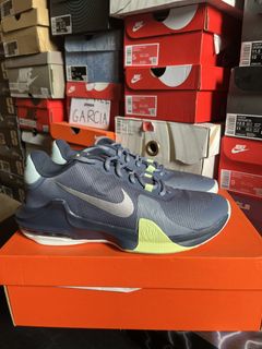 (Category: ) located in . Submitted by rr.sneakerstash (Listing ID 1459180745, Image 1). Description: .