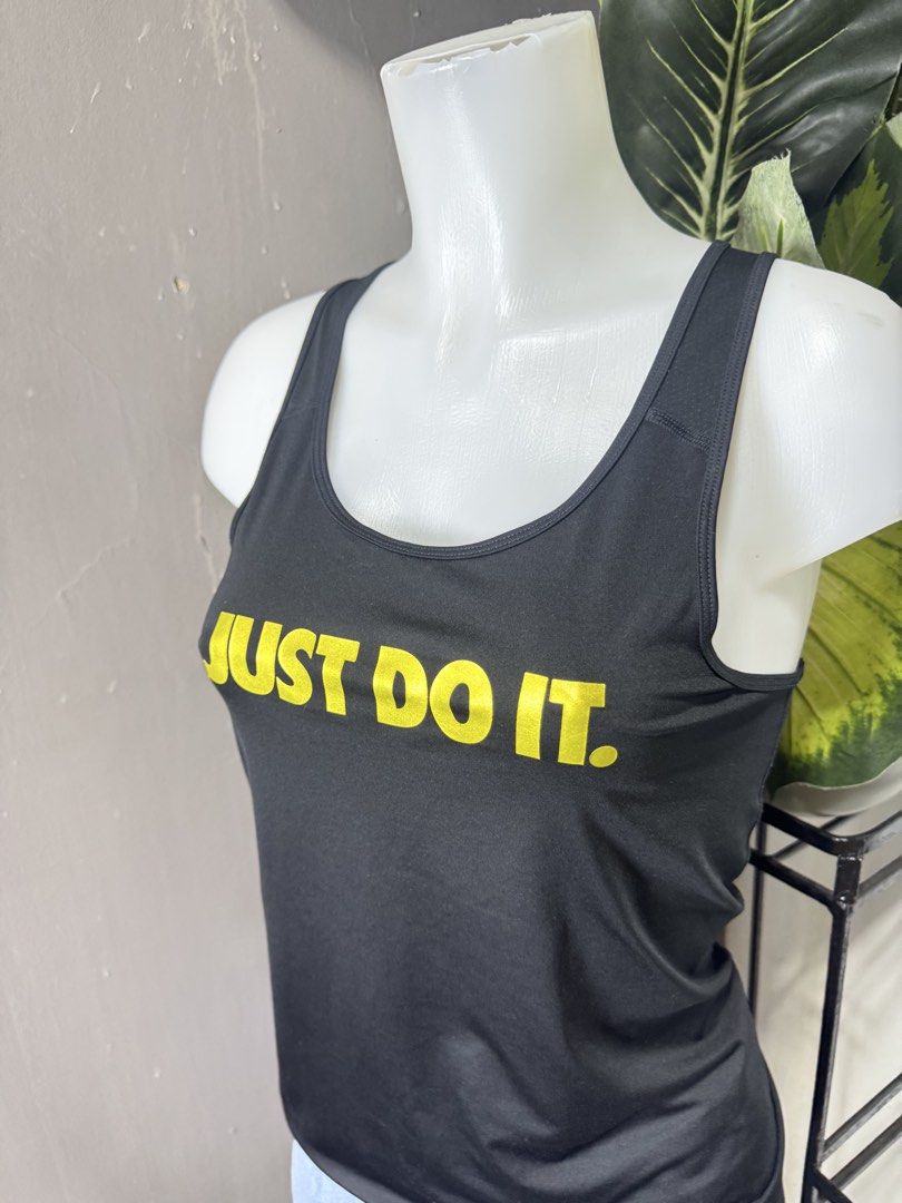 Nike Just Do It Active Wear (Category: Activewear) located in Lipa City. Submitted by gozos.d (Listing ID 1459201411, Image 2). Description: - Like new, washed but never actually used.