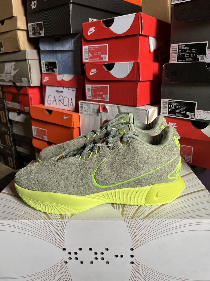 Nike LeBron 21 Algae Lime Green" "Grey Suede" (Category: Sneakers) located in Valenzuela. Submitted by rr.sneakerstash (Listing ID 1459180876, Image 3). Description: - Grey suede upper - Bright lime green accents on sole and laces - Low-top design - Ideal for basketball and casual wear - Includes original box.