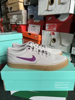 (Category: ) located in . Submitted by rr.sneakerstash (Listing ID 1459182727, Image 1). Description: .