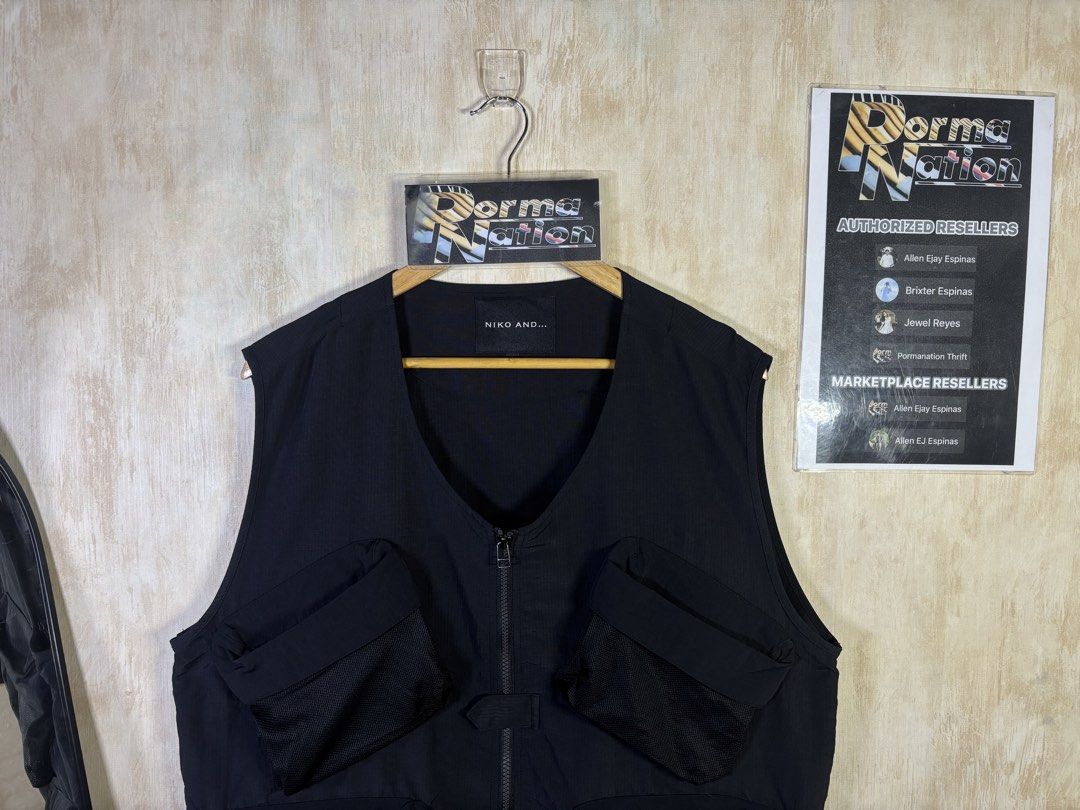 NIKO AND… BLACK ULITY VEST (Category: Vests) located in Cabuyao City. Submitted by pormanation-thrift-store (Listing ID 1459117797, Image 3). Description: NIKO AND… BLACK ULITY VEST Condition: LIKE NEW Color rate: 10/10 Size: 3 Dimes: 23”Wx26-28”L Issue: NONE❌ Price: 1500 .