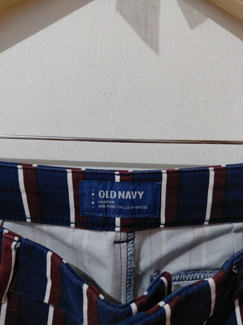 Old Navy Harper Mid-Rise Striped Pants (Category: Other Bottoms) located in Tarlac. Submitted by wornwardrobe (Listing ID 1459106285, Image 2). Description: Kindly note that all items are stored at my parents' house and not on hand. Retrieval takes up to 2 weeks before shipping. Please purchase only if you're okay with the wait. Message me to check the next available shipping date! Thank you!.