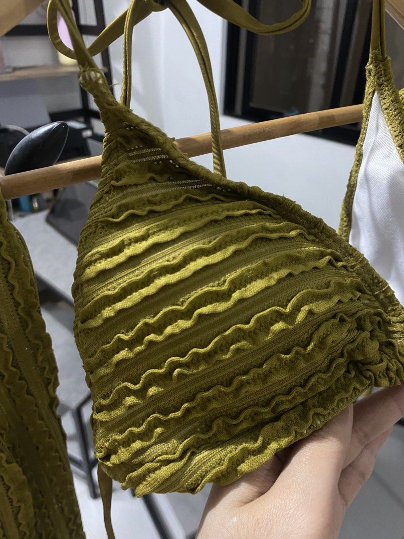 Olive Green Textured Bikini Set with Matching Sarong (Category: Bikinis & Swimsuits) located in Naga. Submitted by ilyniki (Listing ID 1459253631, Image 2). Description: once lang nagamit & set na yan sya super worth it ganda rin ng fit will give a free top if you purchase 5+ items :).