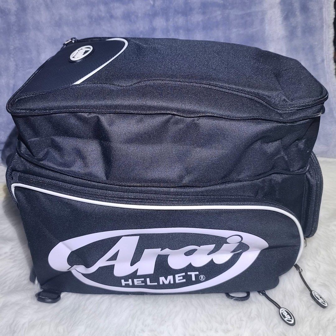 Original Arai® Bag/Backpack Expandable (Category: Backpacks) located in Manila. Submitted by liezl_27 (Listing ID 1459211825, Image 2). Description: Original Arai® Single Helmet Bag/Backpack (Expandable) Brand New! - 100% Genuine Arai Product (Manufactured 2025) - Part number: 121612GP - A well padded Helmet bag, provides protection from all sides. Large enough to fit even the largest Arai helmet size - With 4” expanding top to accommodate additi