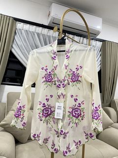 (Category: ) located in . Submitted by ralphlaurenstore2 (Listing ID 1459090467, Image 1). Description: .